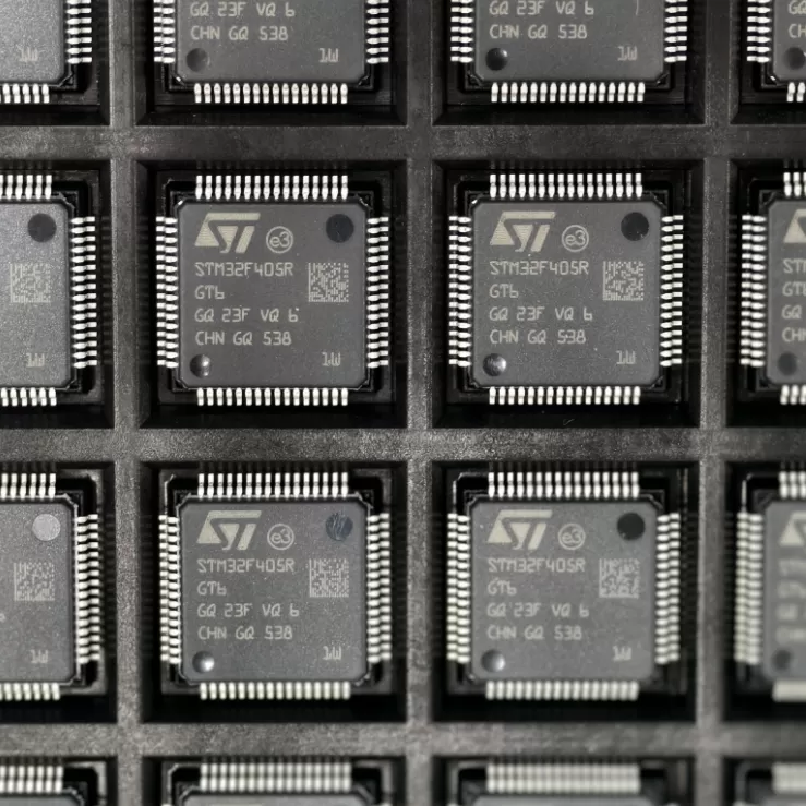 STM32F405RGT6